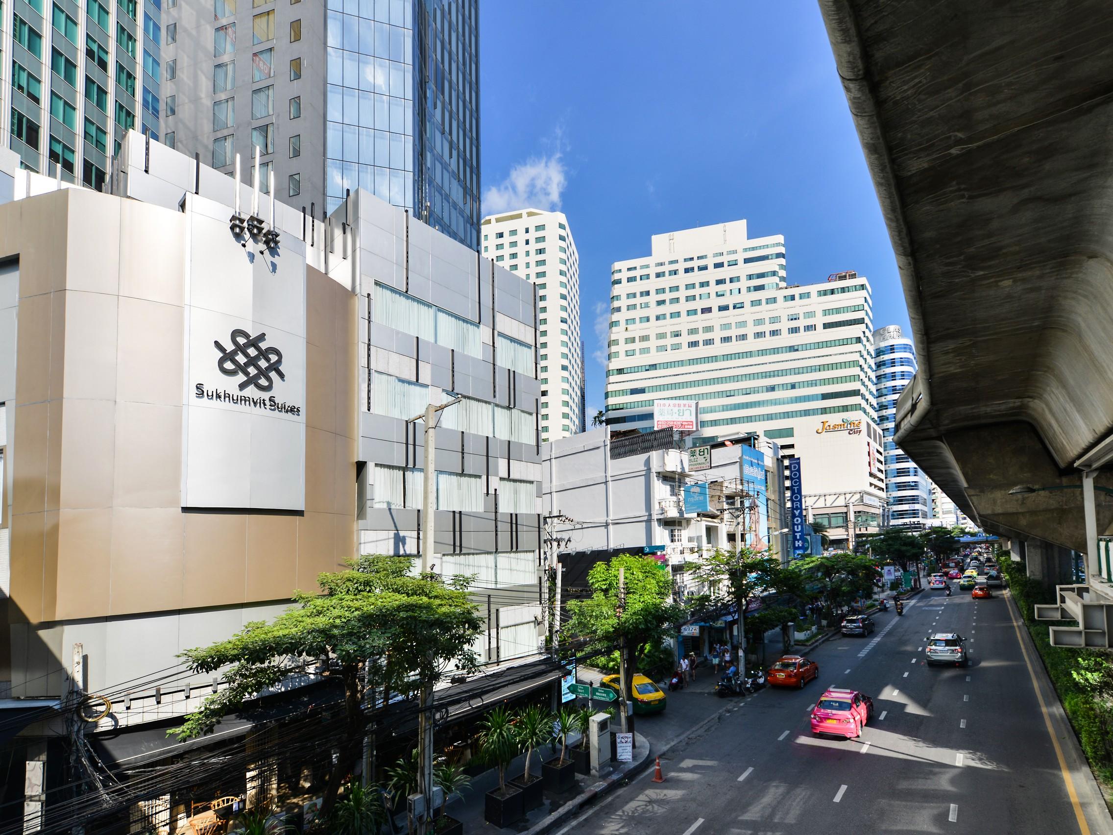 Sukhumvit Suites Hotel Bangkok Exterior foto