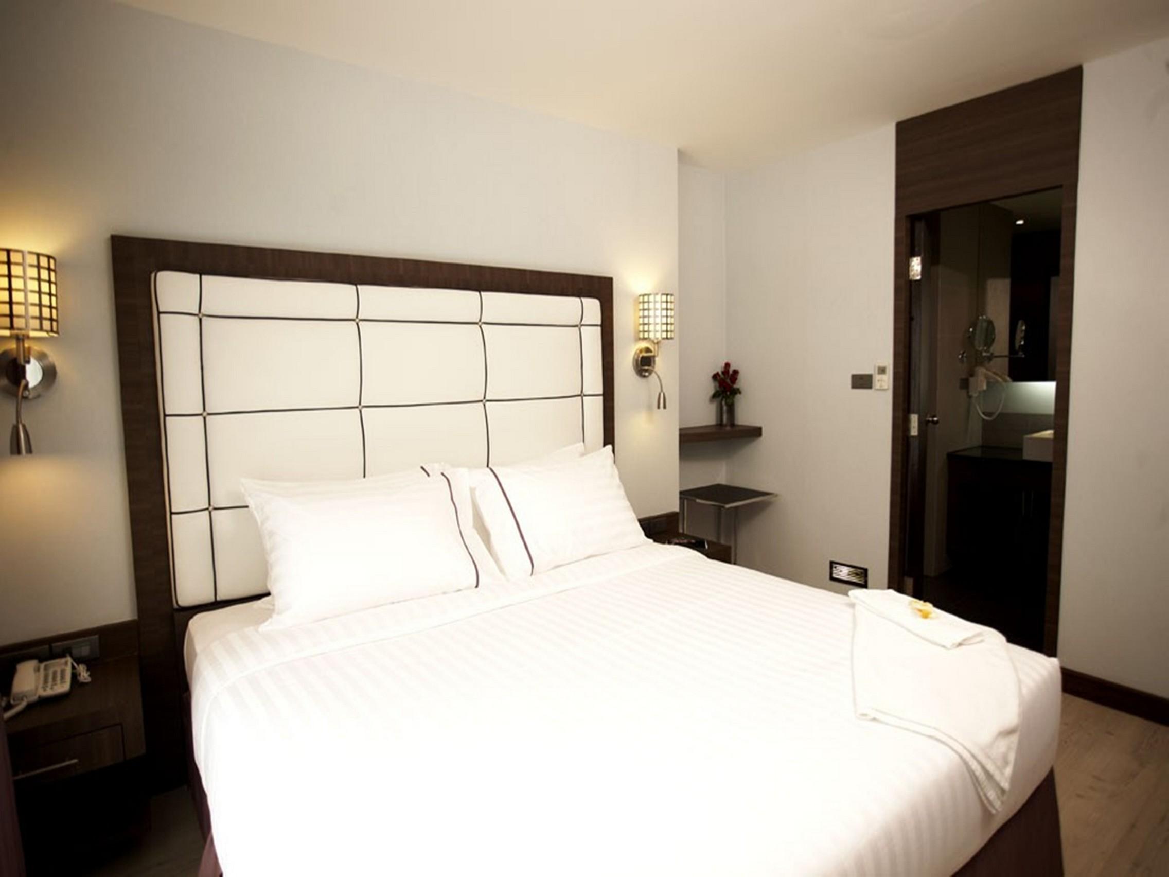 Sukhumvit Suites Hotel Bangkok Exterior foto