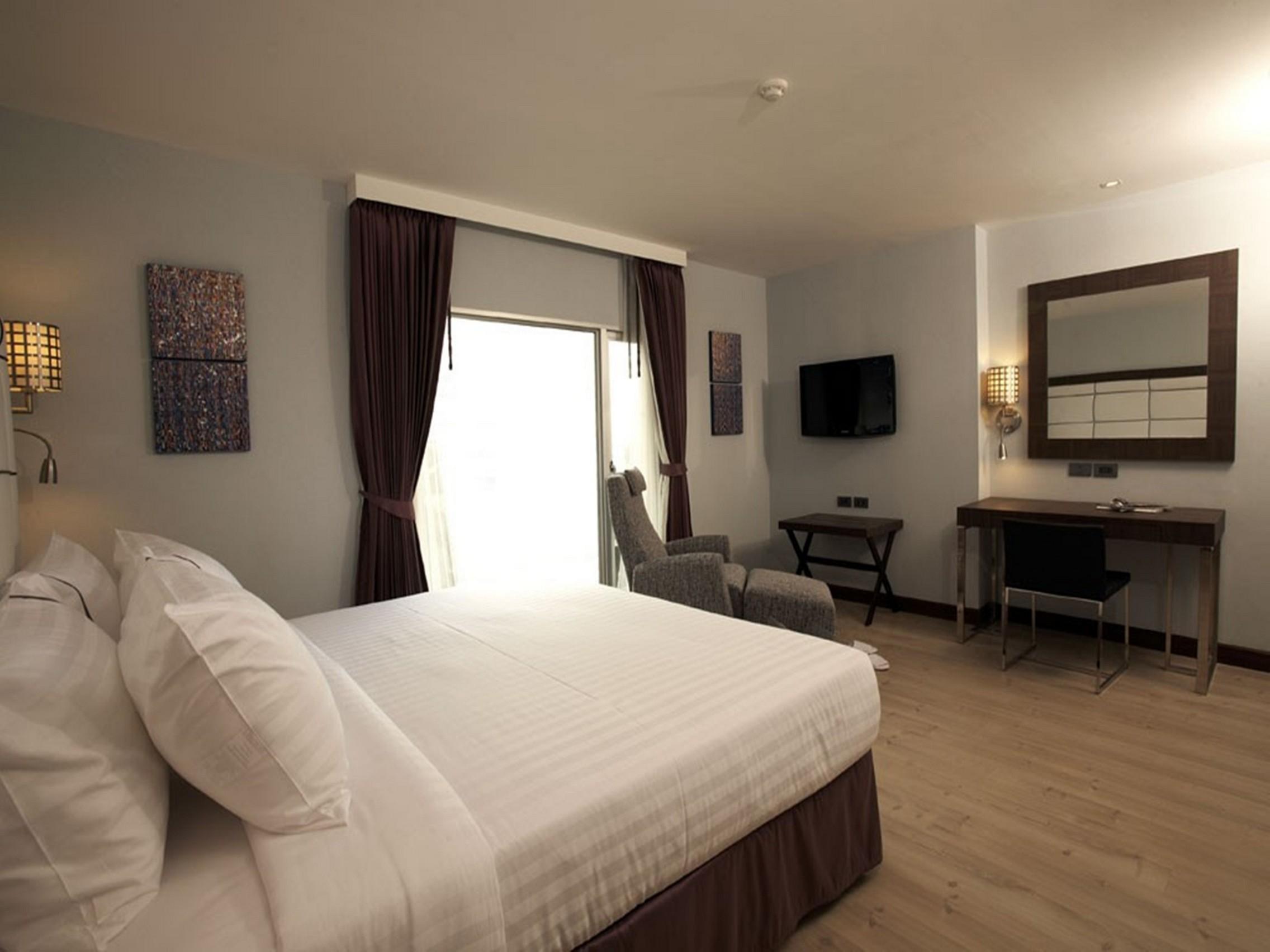 Sukhumvit Suites Hotel Bangkok Exterior foto