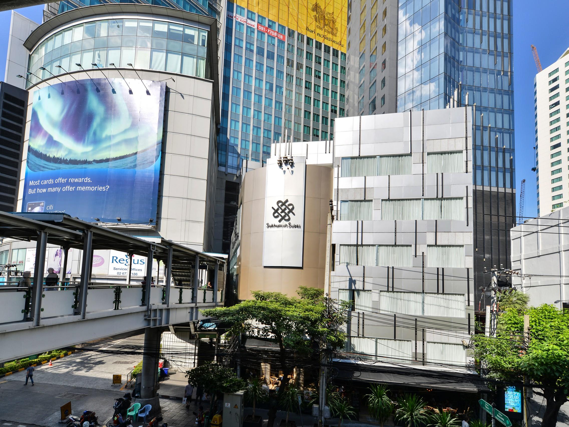 Sukhumvit Suites Hotel Bangkok Exterior foto