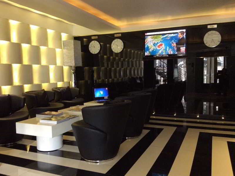 Sukhumvit Suites Hotel Bangkok Exterior foto
